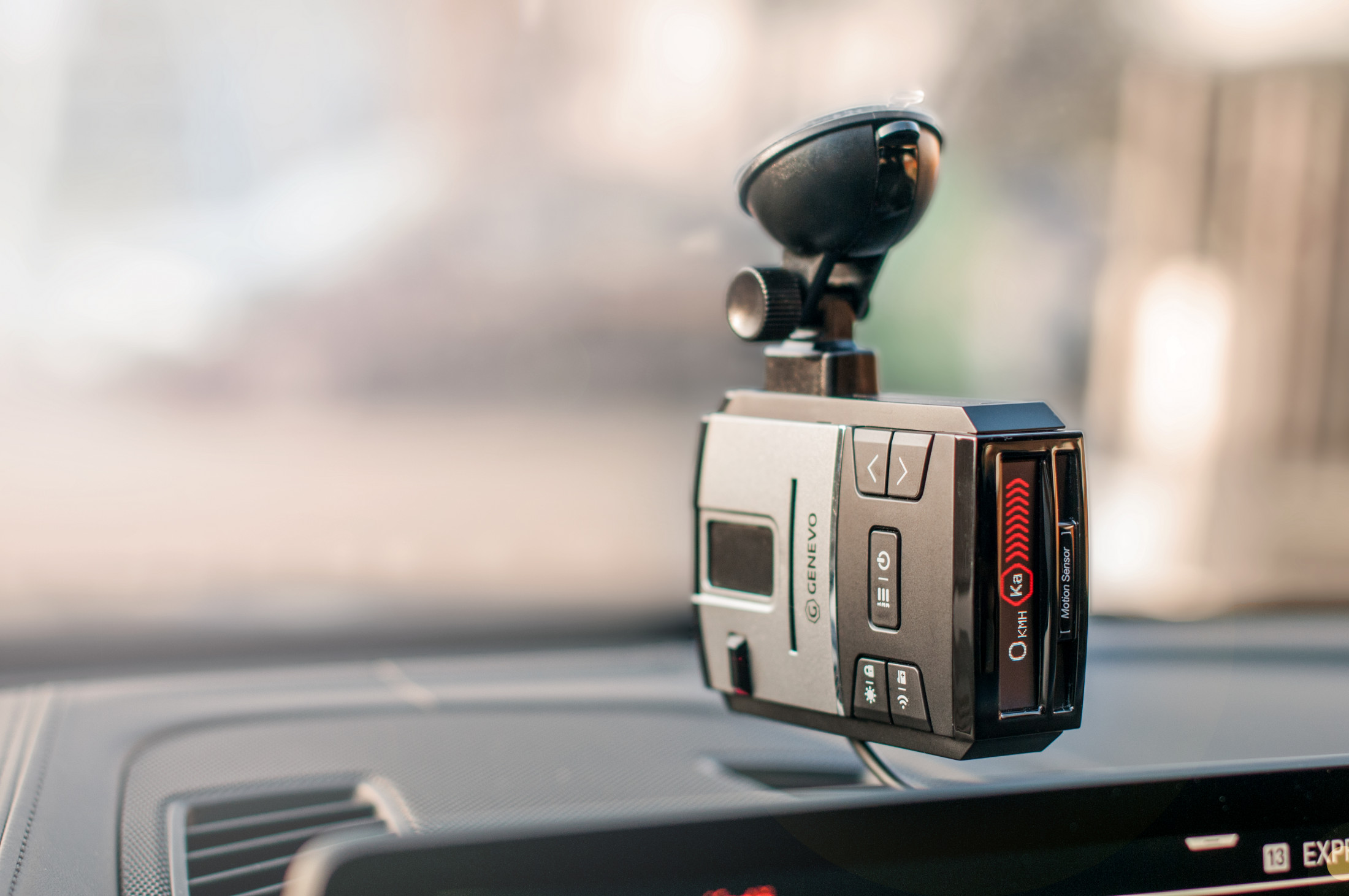 Types of radar detectors